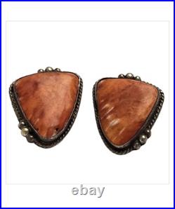 Attractive Vintag Navajo Pete Morgan Sterling Silver Spiny Oyster Clip Earrings