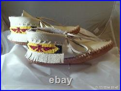 Beaded Moccasins Native American Style Size 5 Women's