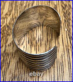 G2U LARGE VINTAGE NATIVE AMERICAN NAVAJO STERLING SILVER BRACELET w STAMPING 49