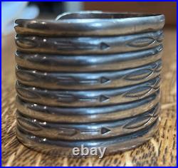 G2U LARGE VINTAGE NATIVE AMERICAN NAVAJO STERLING SILVER BRACELET w STAMPING 49