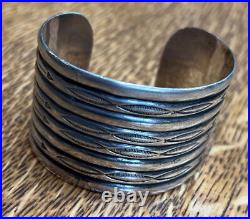G2U LARGE VINTAGE NATIVE AMERICAN NAVAJO STERLING SILVER BRACELET w STAMPING 49