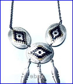 Gorgeous! Native American Indian SterlingS. Dangle Leaf Necklace withBlack Design