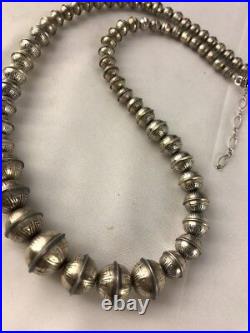 Hand Stamped Bench Navajo Pearls Graduated Sterling Silver Bead Necklace 19