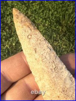 Indian Arrowhead Cupp From St Louis Co MO Made Of Burlington Chert 4.5/8 Long