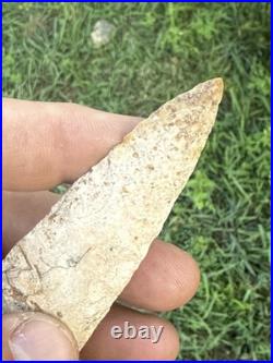 Indian Arrowhead Cupp From St Louis Co MO Made Of Burlington Chert 4.5/8 Long
