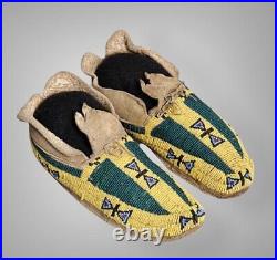 Indian Beaded Sioux Style Native American Suede Leather Cheyenne Moccasins M604