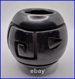 Jemez Black Pottery INCISED DESIGN Native American Indian Gabriel Gonzales