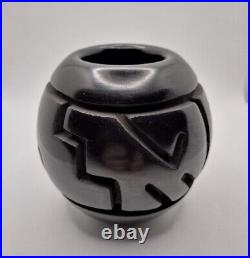 Jemez Black Pottery INCISED DESIGN Native American Indian Gabriel Gonzales