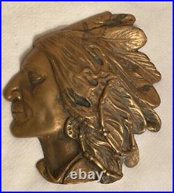 LARGE VINTAGE NATIVE AMERICAN INDIAN HEAD BRASS Or BRONZE WALL PLAQUE