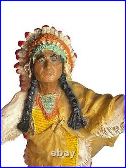 NATIVE AMERICAN INDIAN CHEIF vintage statue UNIVERSAL STATUARY CORP 1981 EUC