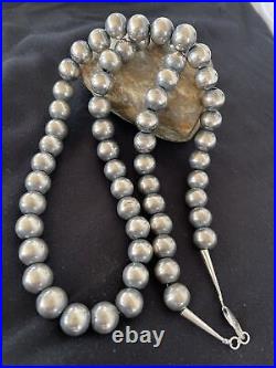 Native American 14mm Sterling Silver Navajo Pearls 30 Single-Strand Necklace