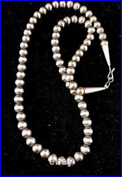 Native American 5mm Sterling Silver Navajo Pearls 20 Hook & Eye Cone Necklace