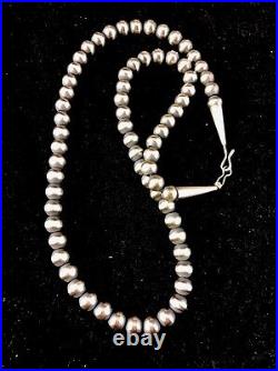 Native American 5mm Sterling Silver Navajo Pearls 20 Hook & Eye Cone Necklace