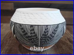 Native American Acoma Fine Line Hand Painted Pottery by B. Garcia