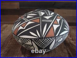 Native American Acoma Fine Line Hand Painted Pottery by Concho