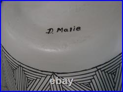 Native American Acoma Fine Line Hand Painted Pottery by D. Malie