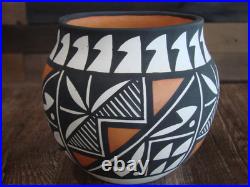 Native American Acoma Indian Hand Painted Pottery by Antonio