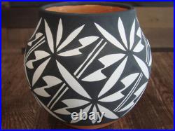 Native American Acoma Indian Hand Painted Pottery by Antonio Native American Acoma Indian Hand Painted Pottery by Antonio