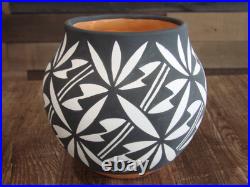 Native American Acoma Indian Hand Painted Pottery by Antonio Native American Acoma Indian Hand Painted Pottery by Antonio