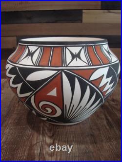 Native American Fine Line Acoma Hand Painted Pottery by L. Joe