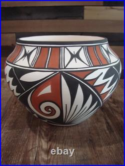 Native American Fine Line Acoma Hand Painted Pottery by L. Joe