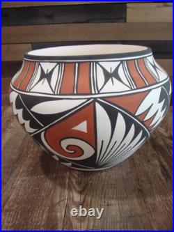 Native American Fine Line Acoma Hand Painted Pottery by L. Joe
