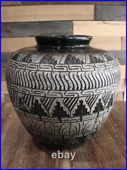 Native American Hand Etched Pottery Signed by Dewayne & Eskeets
