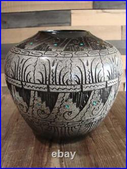 Native American Hand Etched Pottery Signed by Dewayne & Eskeets