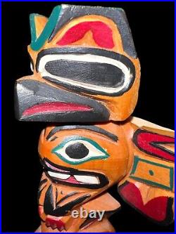 Native American INDIAN Northwest COAST TOTEM Hand CARVED Signed RAY WILLIAMS