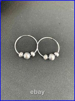 Native American Indian Navajo Pearls Sterling Silver Hoop Earrings 03755
