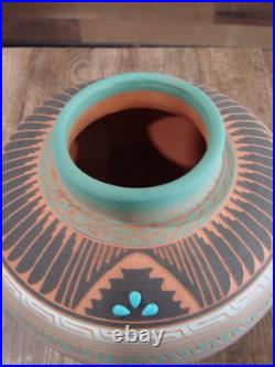 Native American Navajo Indian Hand Etched & Hand Painted Pottery Valencia