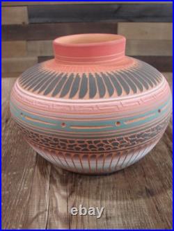Native American Navajo Indian Hand Etched & Hand Painted Pottery Valencia