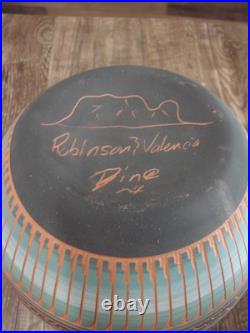 Native American Navajo Indian Hand Etched & Hand Painted Pottery Valencia