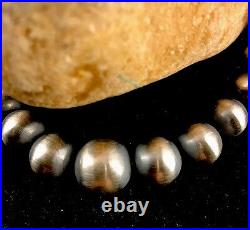 Native American Navajo Pearls Graduated Sterling Bead Necklace 21