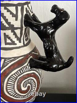 Native American Prehistoric Anasazi Pottery Brown/Gray/White Dog POKO Pitcher