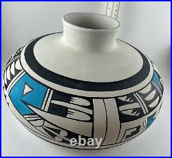 Native American Style Southwestern Art Pottery Jar Jug Vase Signed 10 Diameter
