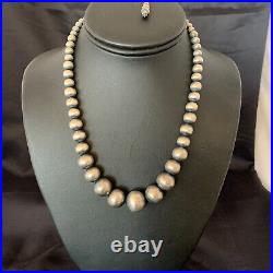 Navajo Pearls Graduated Sterling Silver Round Seamless Bead Necklace 16