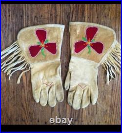 Old American Style Handmade Sioux Floral Beaded Leather Gauntlet Gloves G14