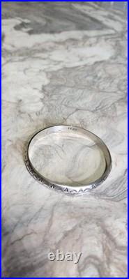 Tahe Native American Navajo Indian Sterling Silver Bangle Bracelet