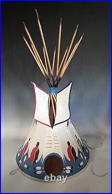 VINTAGE LARGE MODEL of NATIVE AMERICAN PLAINS INDIAN TIPI TEEPEE LAMP