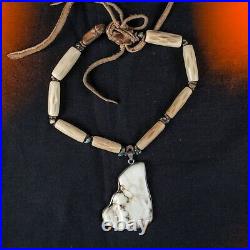 VINTAGE Native American Indian Agate, Turquoise and Hide Necklace