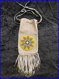 VTG Native American Sioux Plains Beaded Pipe Tobacco Bag Fringed with Copper Ends