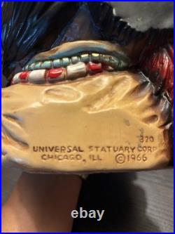 Vintage 1966 Native American Indian Bust UNIVERSAL STATUARY Bookend Statue